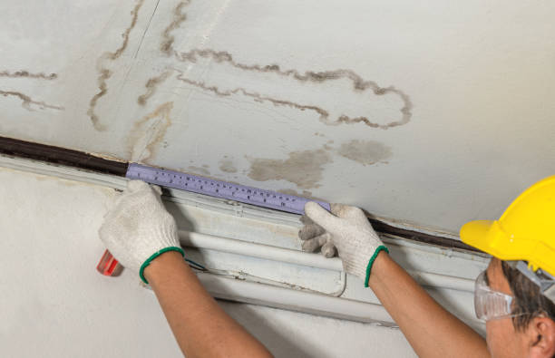 Reliable Burst Pipe Cleanup contractor in Sharon Center, OH by Water Damage Irwin